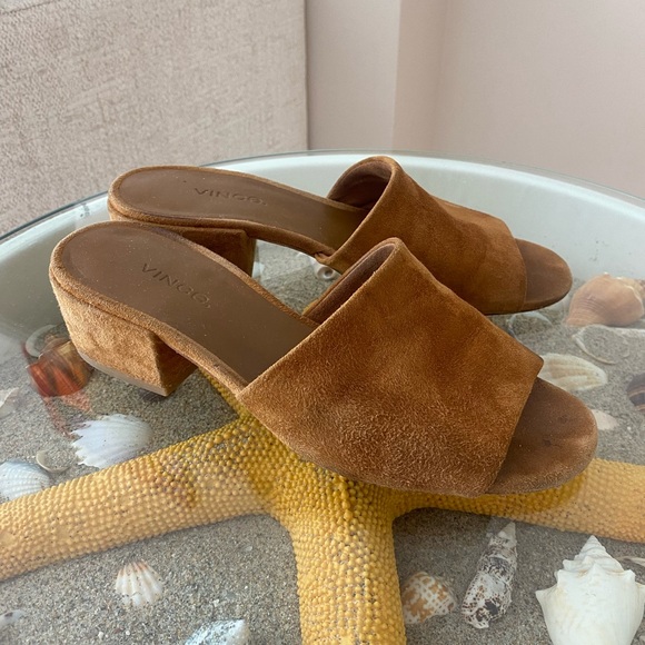 Vince Suede Sandals - Picture 3 of 7